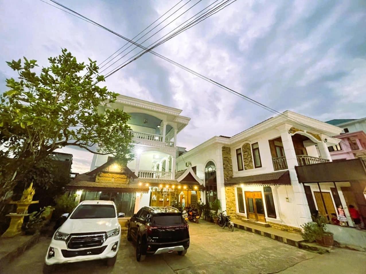 Walking Street Villa Vangviang Kültér fotó